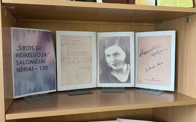 Naujos parodos bibliotekoje