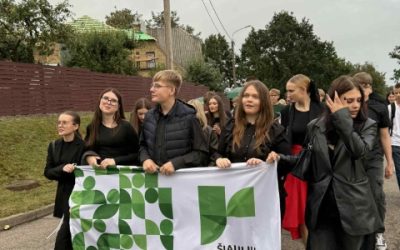 Gimnazistai dalyvavo Šiaulių miesto šventės „Šiaulių dienos 789“ eisenoje